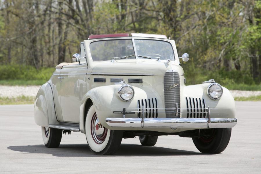  LaSalle Convertible Coupe (40-5067) 1940 года  (фото 2 из 9)